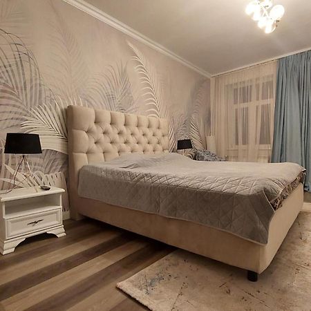 בראשוב Sunrise Tampa Residence מראה חיצוני תמונה