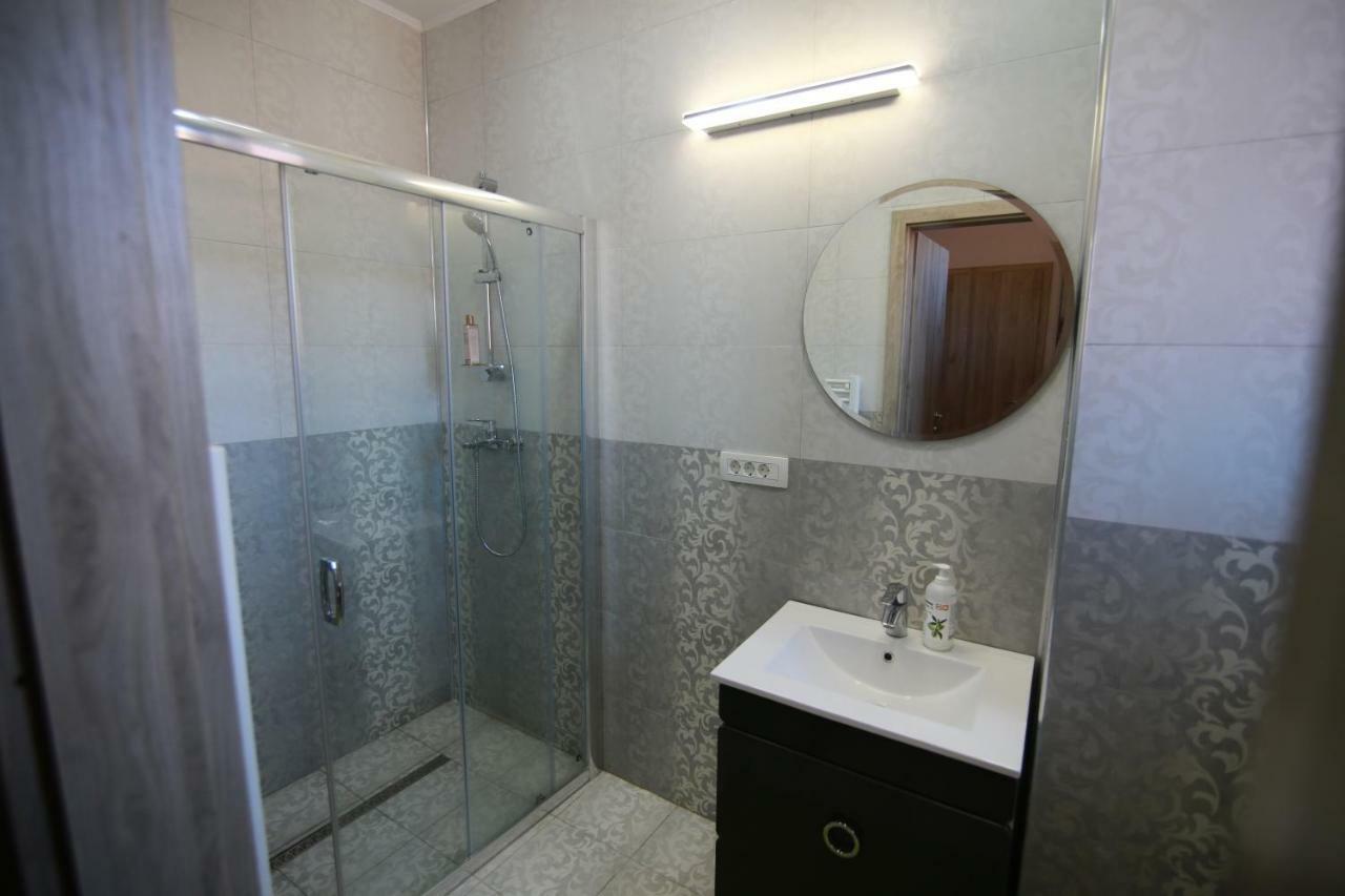 בראשוב Sunrise Tampa Residence מראה חיצוני תמונה